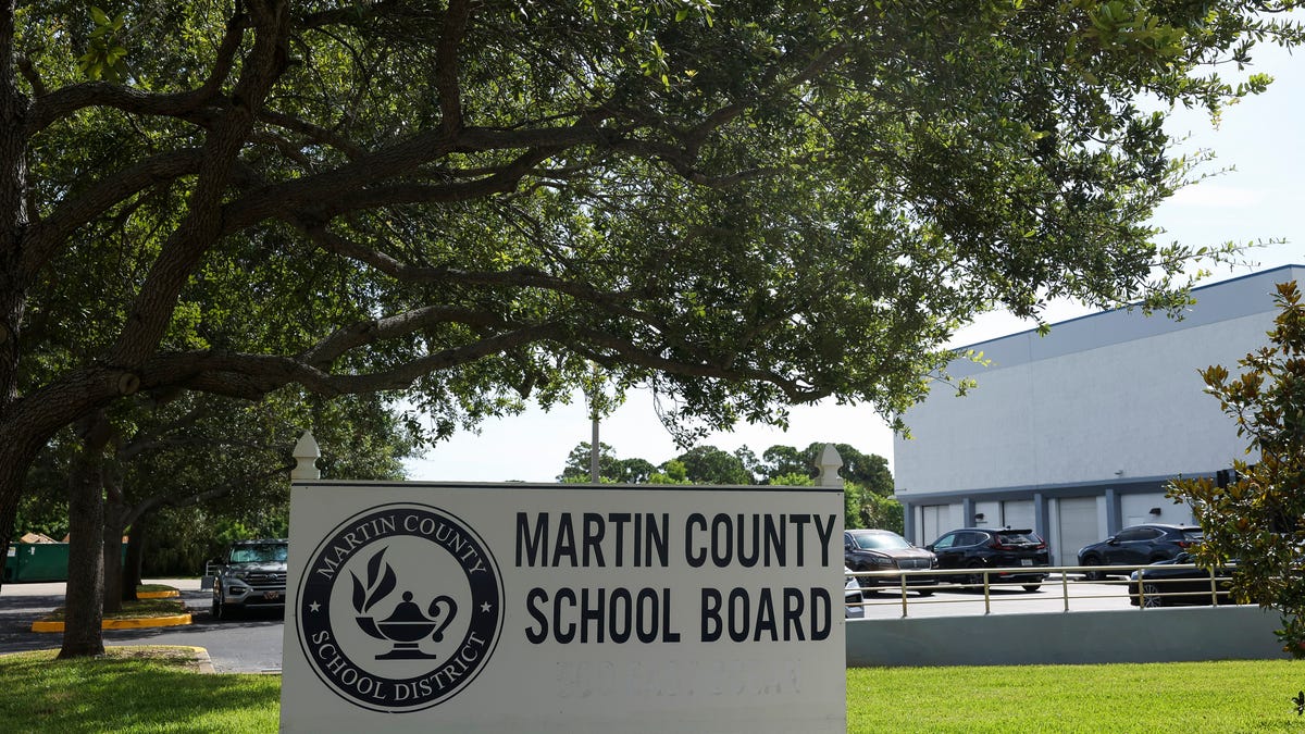 Martin County School Board considers joining Snapchat, TikTok lawsuit