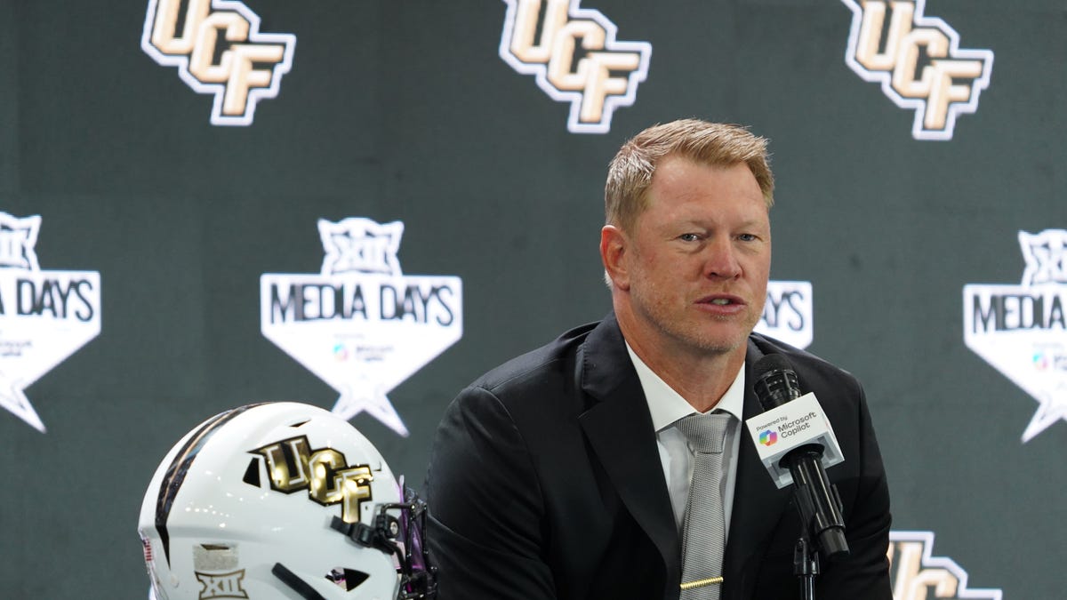 Social media reacts strongly to Scott Frost’s comments about Nebraska