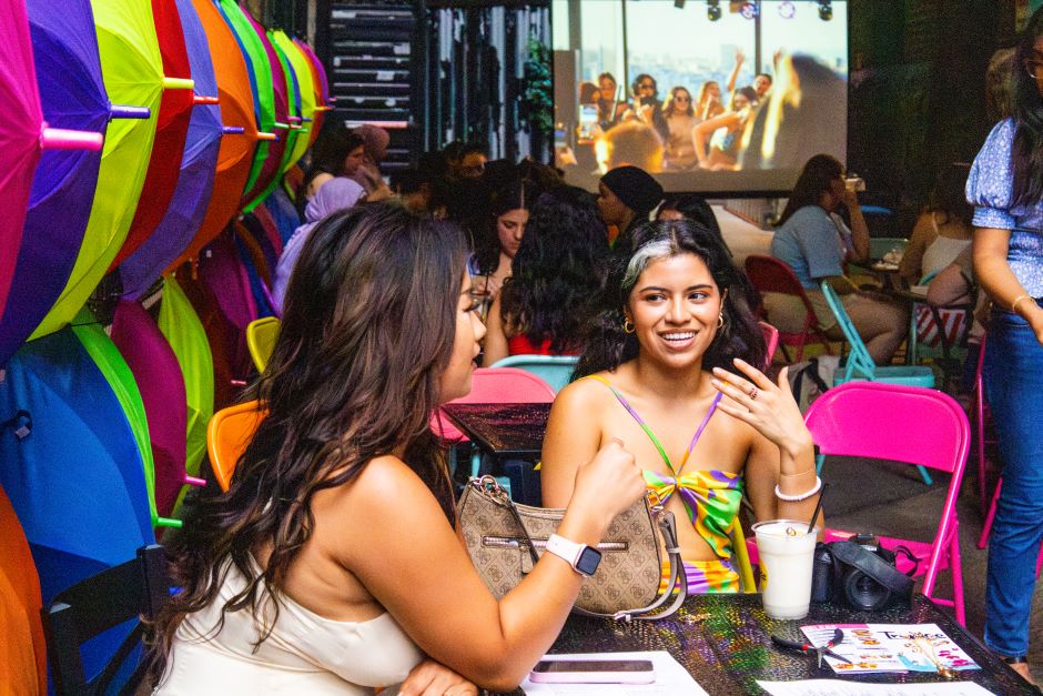 How one Minneapolis resident created a social media community