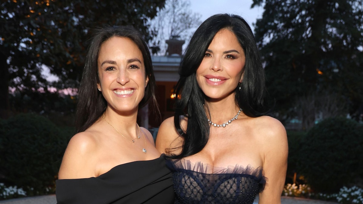Lauren Sánchez Bezos’ sister Elena Blair shares unseen wedding party photos