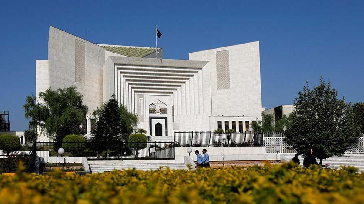 How Pakistan’s judiciary is being undermined | Explained