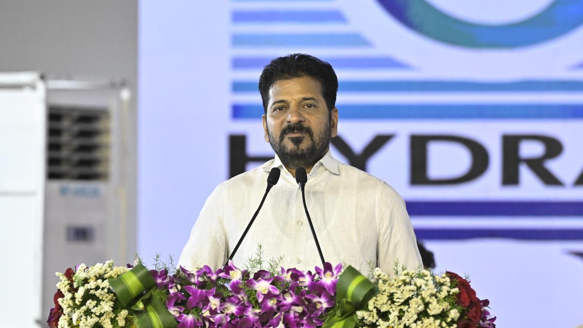 Police must adapt to new-age crimes, says Chief Minister