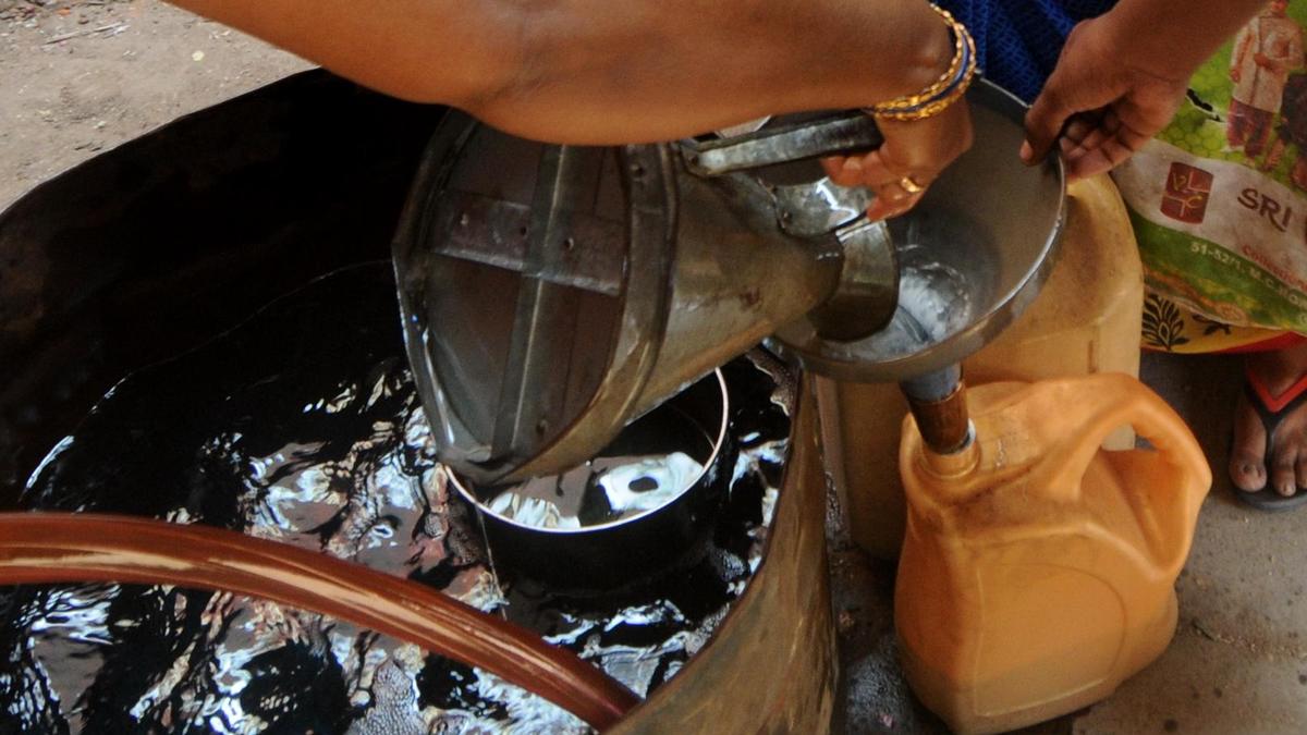 Retailers in Chennai likely to stock kerosene to tide over LPG crisis